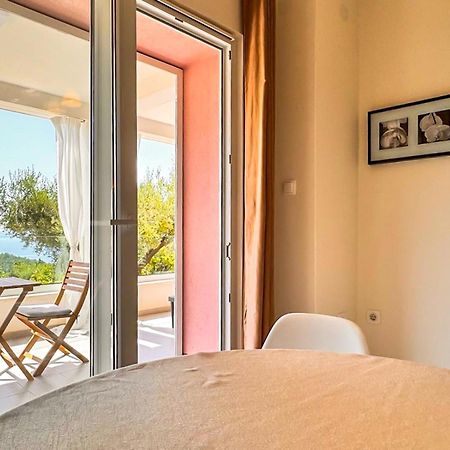 Studio Vesna With A Terrace And Sea View Rabac Exterior foto