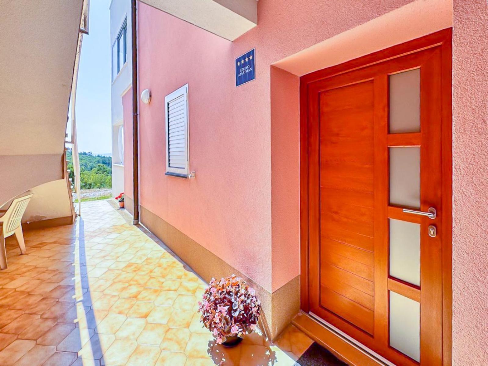 Studio Vesna With A Terrace And Sea View Rabac Exterior foto