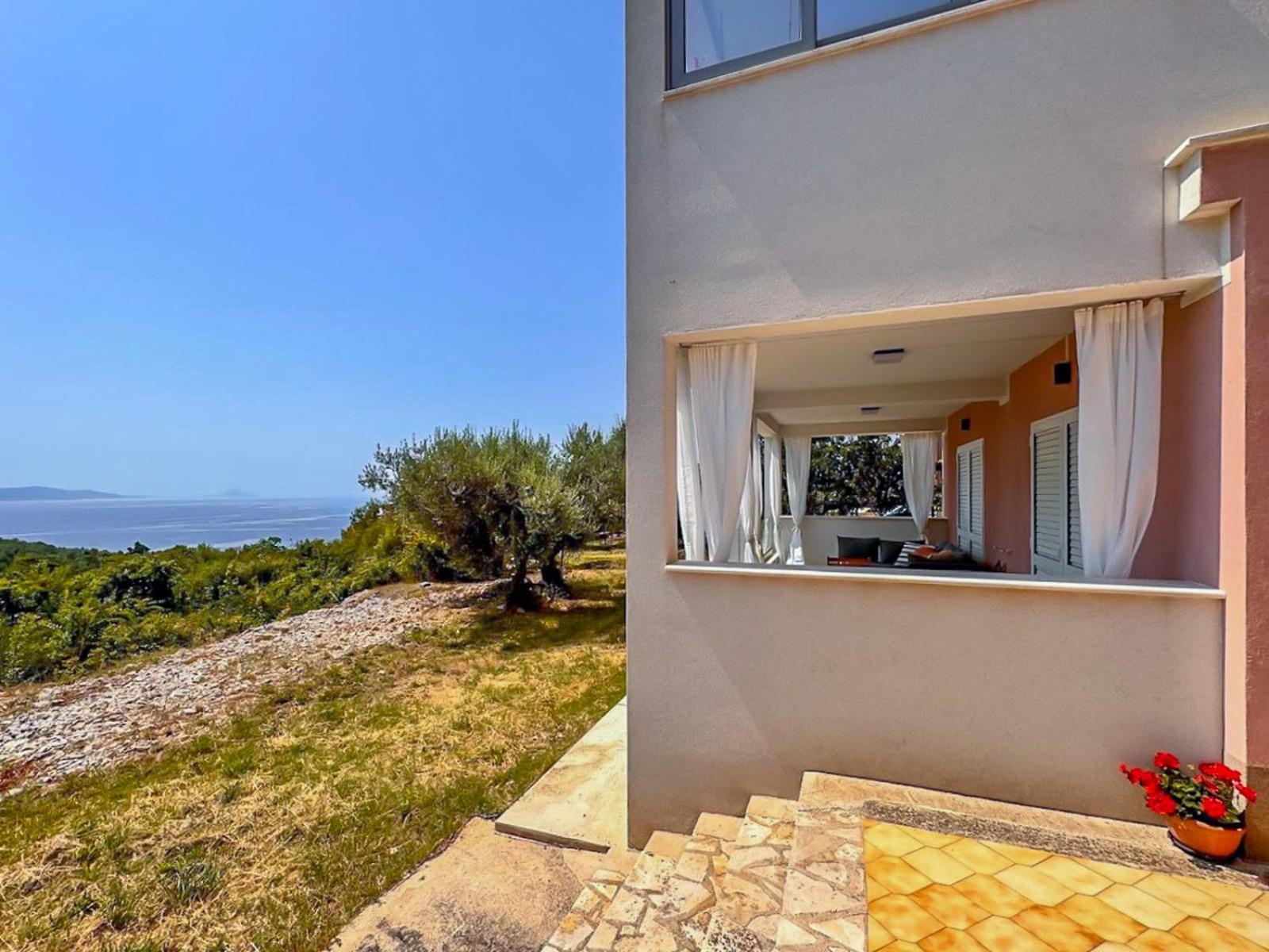 Studio Vesna With A Terrace And Sea View Rabac Exterior foto